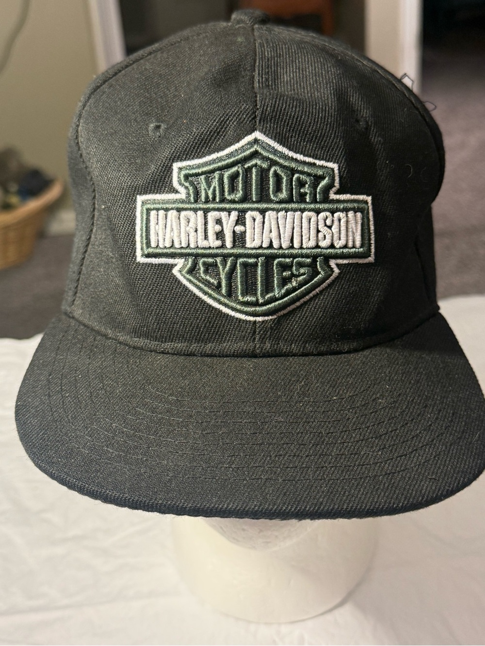 Harley-Davidson Black and White Embroidered Shield Snapback